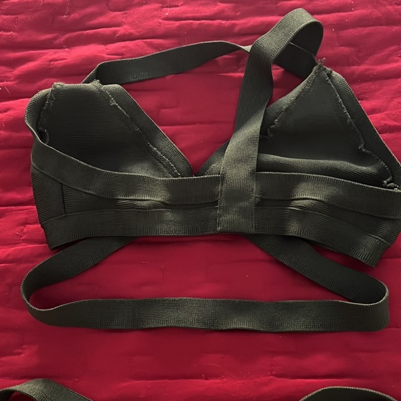 Strappy swim suit - Picture 5 of 5